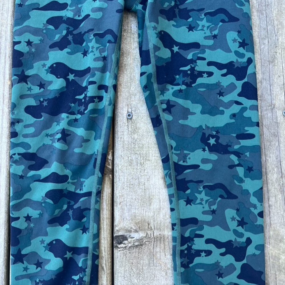 Fabletics Camo Define Powerhold High-Waisted 7/8 … - image 3